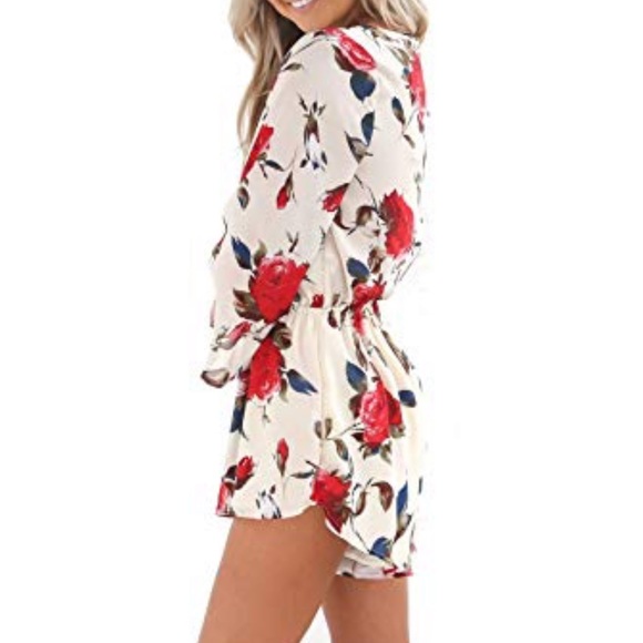 Floral Romper - Picture 2 of 3
